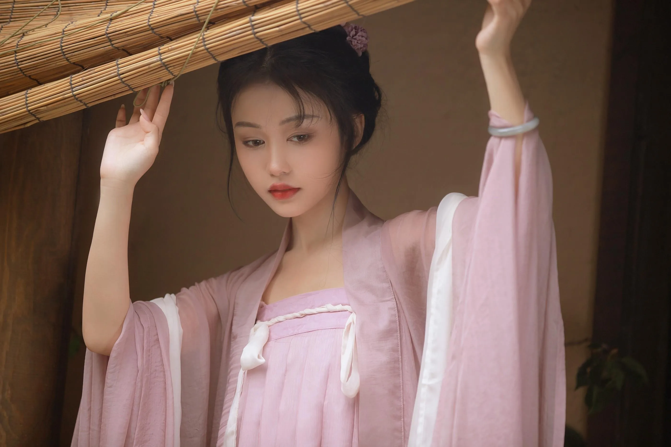 [YITUYU艺图语]2022.08.15 春日宴 梨一依 [25P]插图8